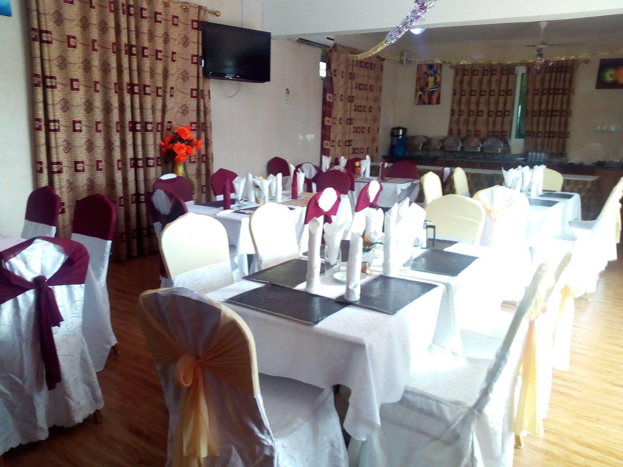 Grand Star Hotel North Legon Luaran gambar